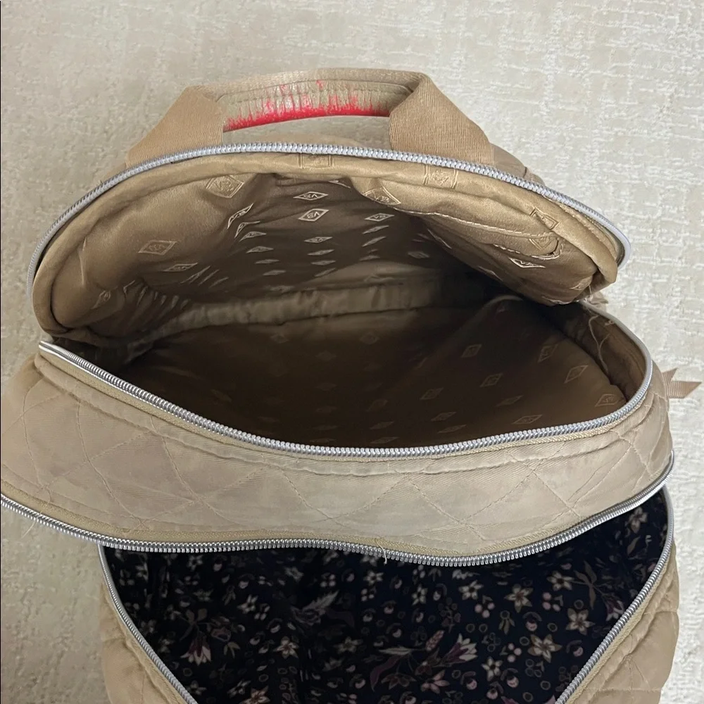 Vera Bradley Beige Quilted backpack - Picture 4 of 6